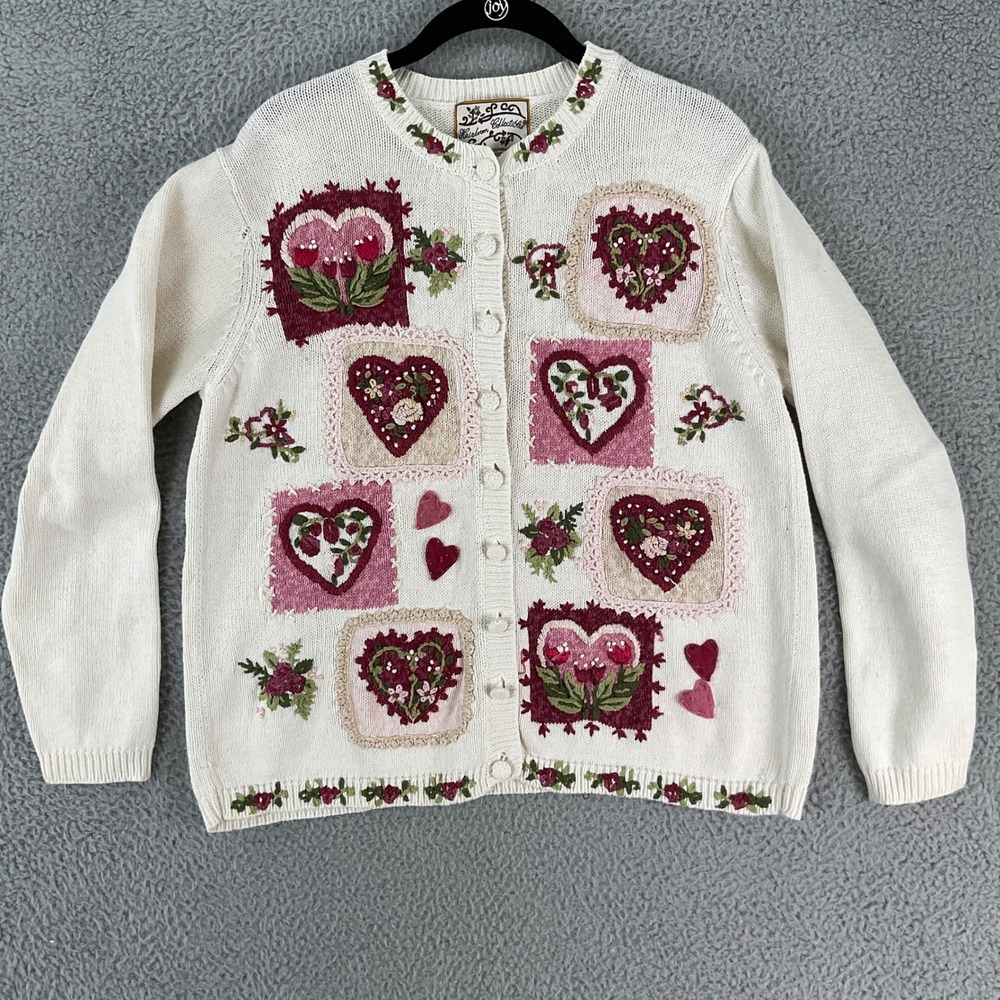 Heirloom Collectibles Cardigan Women Medium Cream Heart Floral Vintage 2003